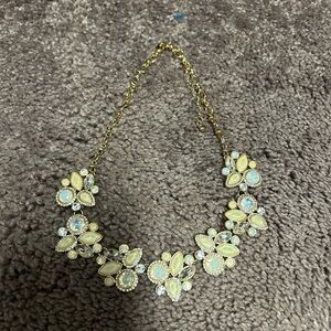 Elegant Gold and Cream Floral Necklace